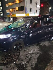 タクシー車両から激突されたマイカーの状態